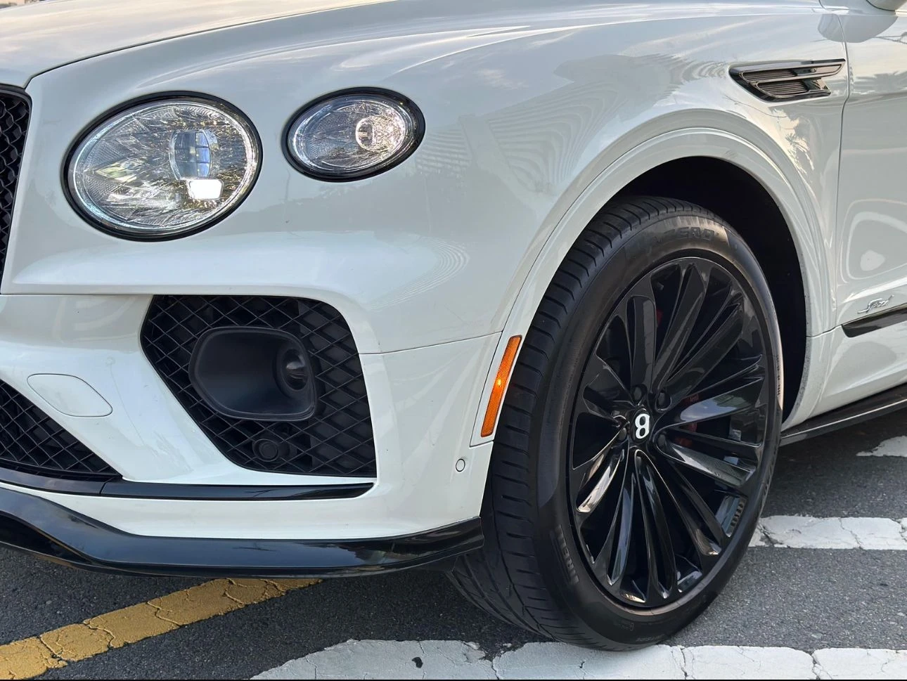 Bentley Bentley Bentayga rent in dubai 2022 - Luxury Car thumbnail NaN